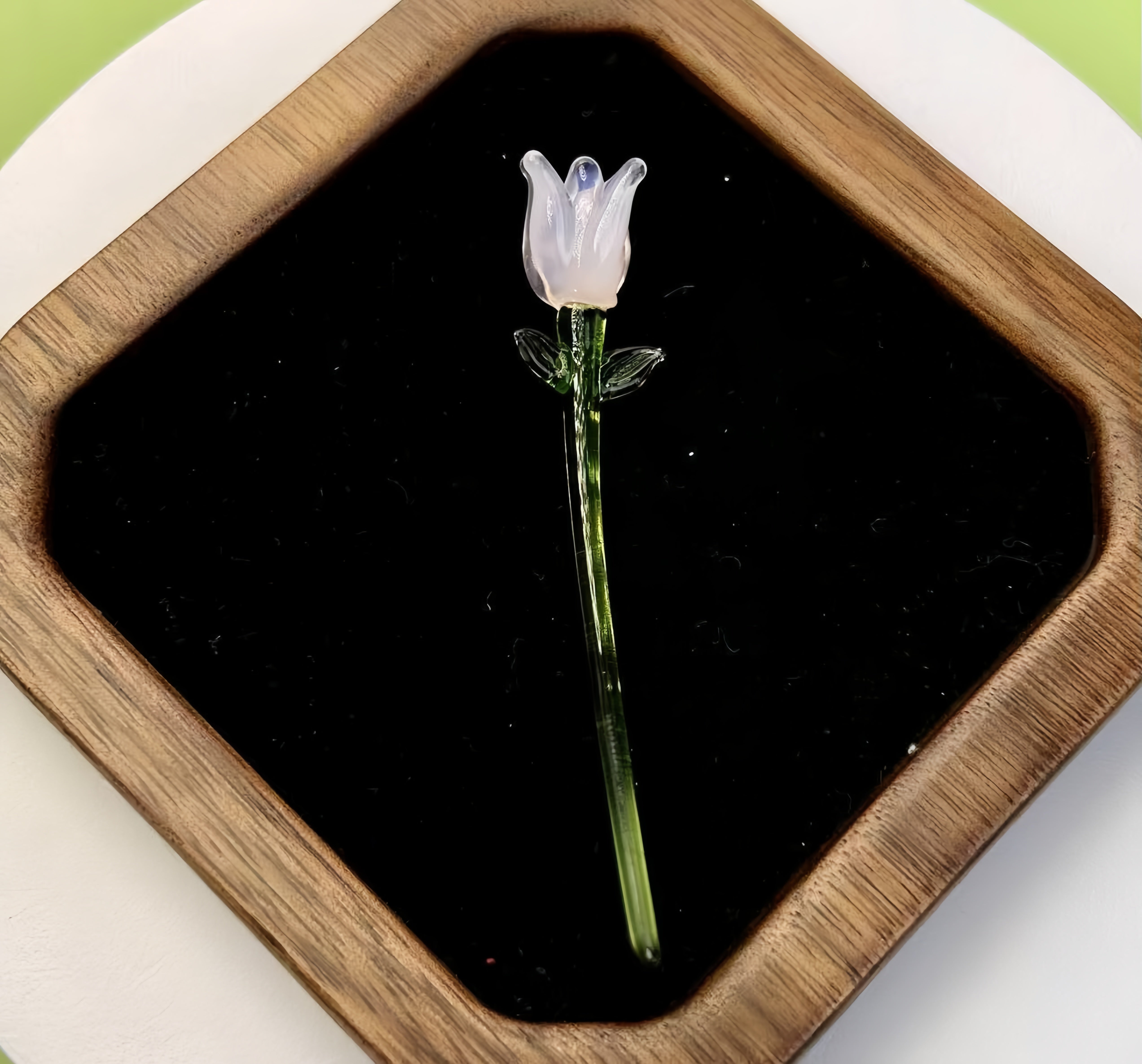 Mini Glass Flower Bouquet – Handcrafted Borosilicate Figurine | Tiny Glass Flower Sculpture, Vase Optional | Home Decor Gift for Her & Mom